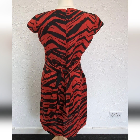 Hobbs Dress Size 12  UK Burnt Orange Black Tiger Print  100% Flax Tie Waist - Picture 5 of 9